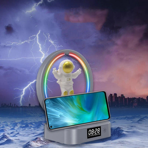 Magnetic Levitation austronaut speaker